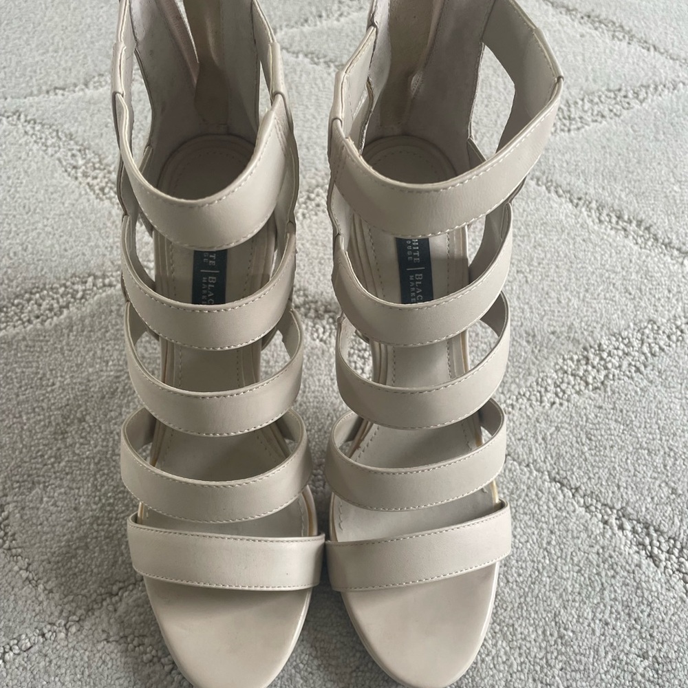 White House Black Market caged heel EUC